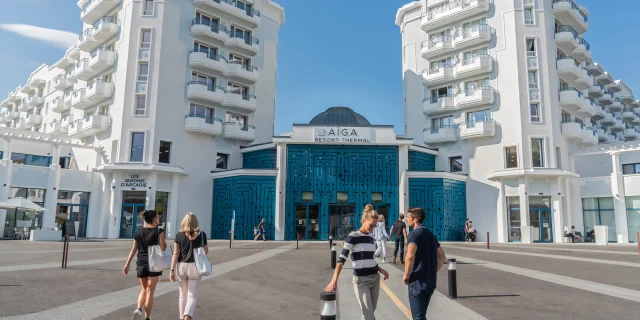 Façade d'Aïga Resort Thermal à Chatel Guyon