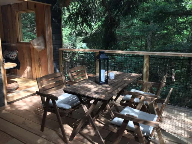 Hébergement insolite La cabane de l'écureuil à Châtel-Guyon