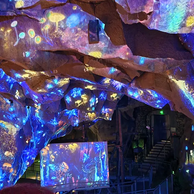 Grotte des Lumières à Volvic
