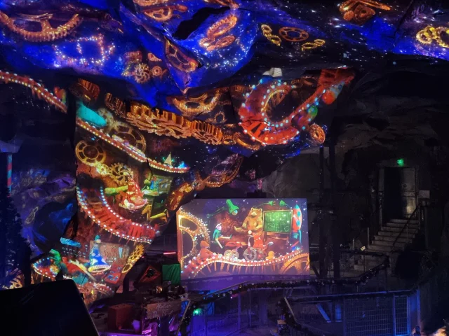 Grotte du Père Noël à Volvic