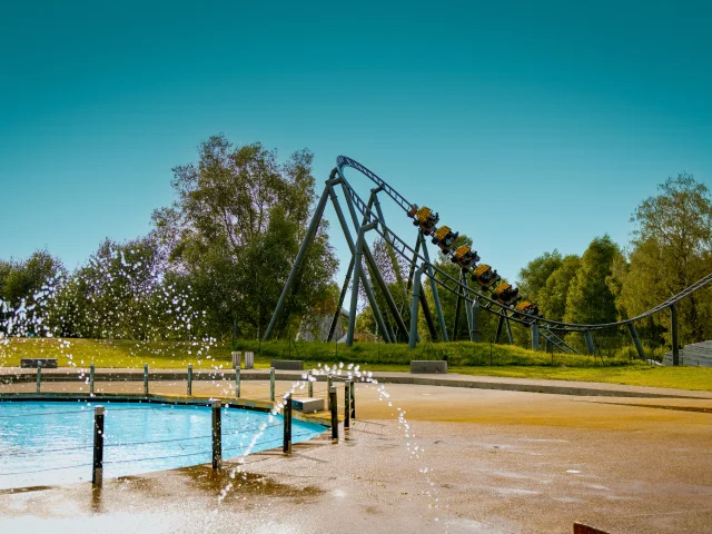 Rollercoaster Namazu au Parc Vulcania à Saint-Ours-les-Roches
