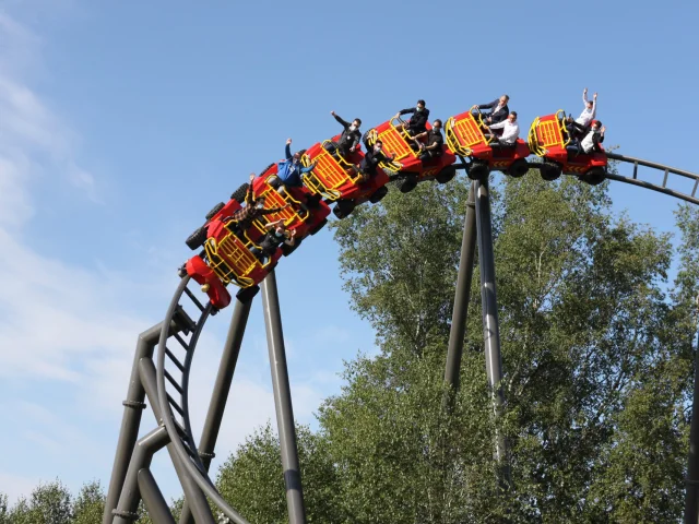 Rollercoaster Namazu au Parc Vulcania à Saint-Ours-les-Roches