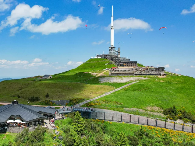 Panoramique des Dômes à Orcines