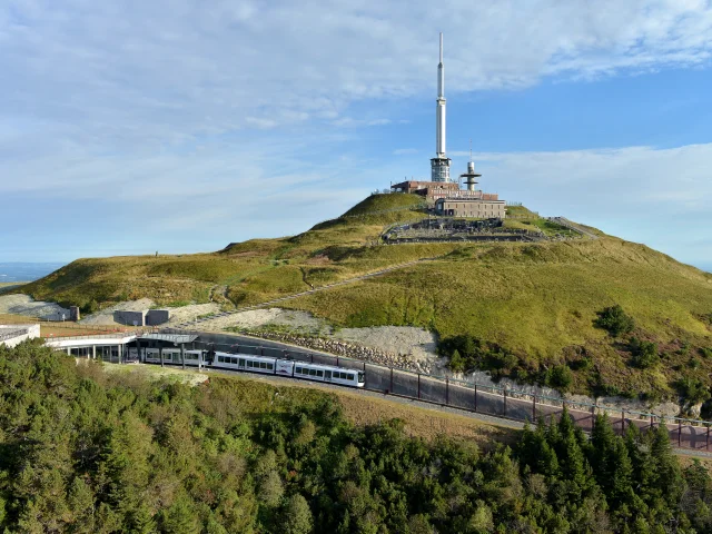 Panoramique des Dômes à Orcines