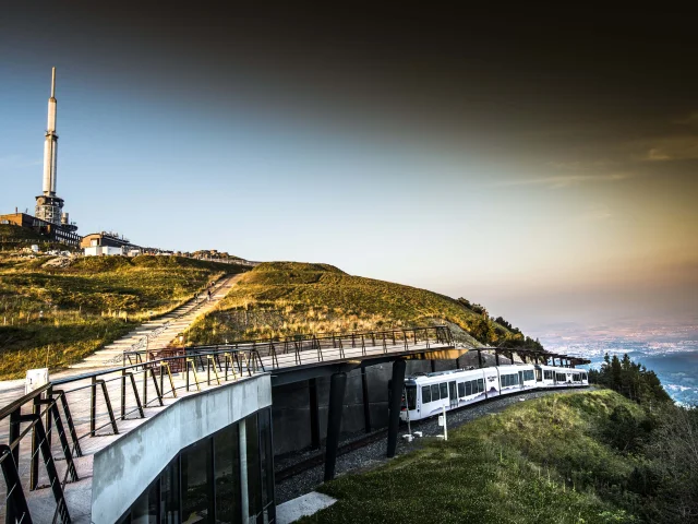 Panoramique des Dômes à Orcines