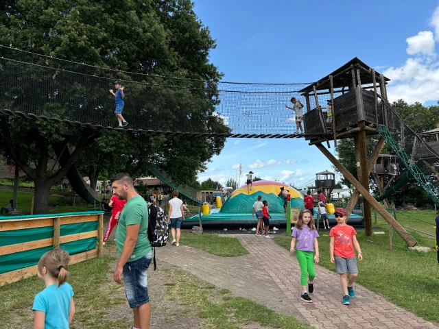 Parc de loisirs Parc Mirabel à Ménétrol