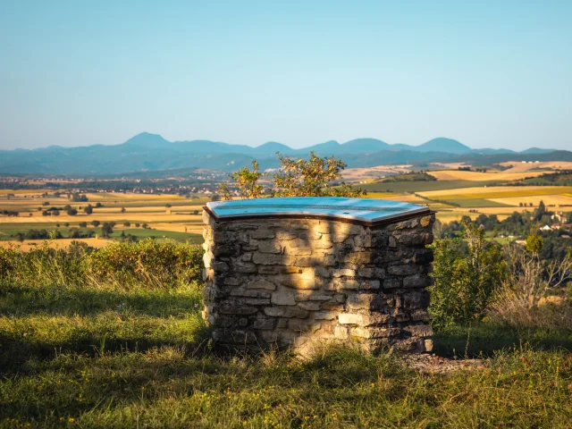 Puy Saint-Jean à Artonne