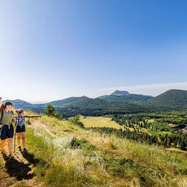 Randonnée aux puys Chopine et des Gouttes à Saint-Ours-les-Roches