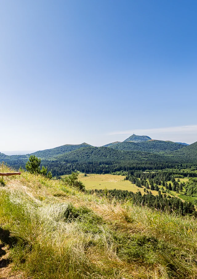 Randonnée aux puys Chopine et des Gouttes à Saint-Ours-les-Roches