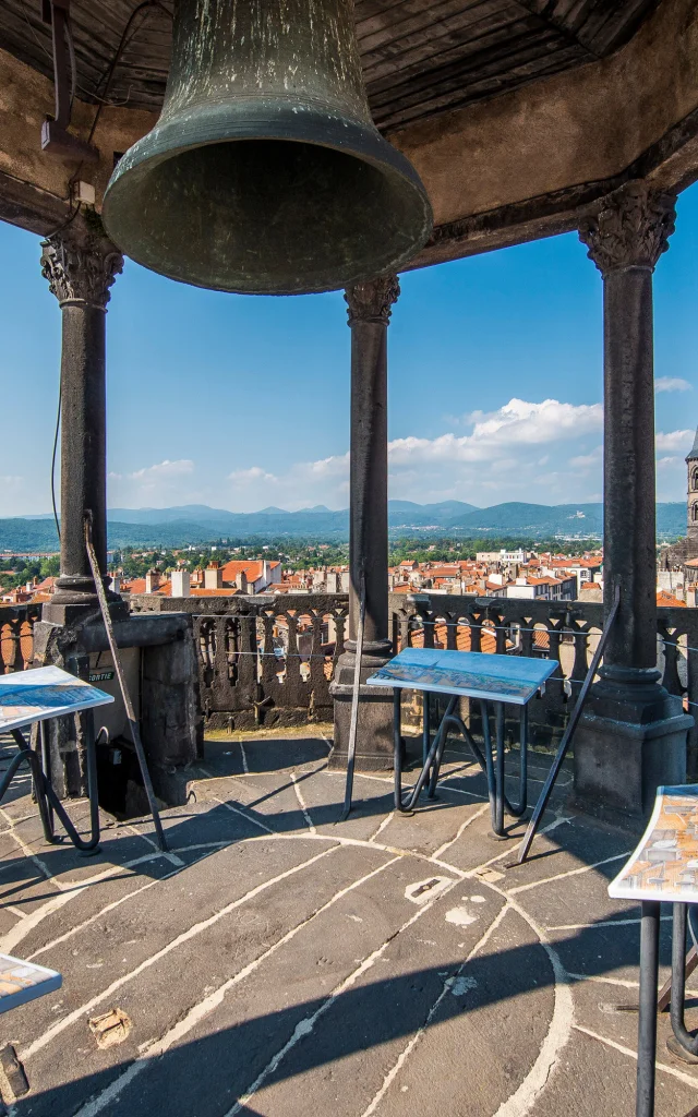 Vue sur Riom depuis la Tour de l'horloge à Riom