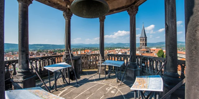Vue sur Riom depuis la Tour de l'horloge à Riom