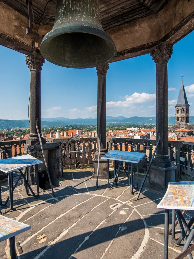 Vue sur Riom depuis la Tour de l'horloge à Riom