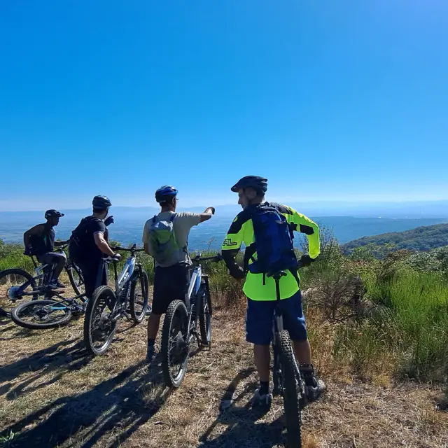 VTT accompagné avec Le Vélodrome Châtel-Guyon