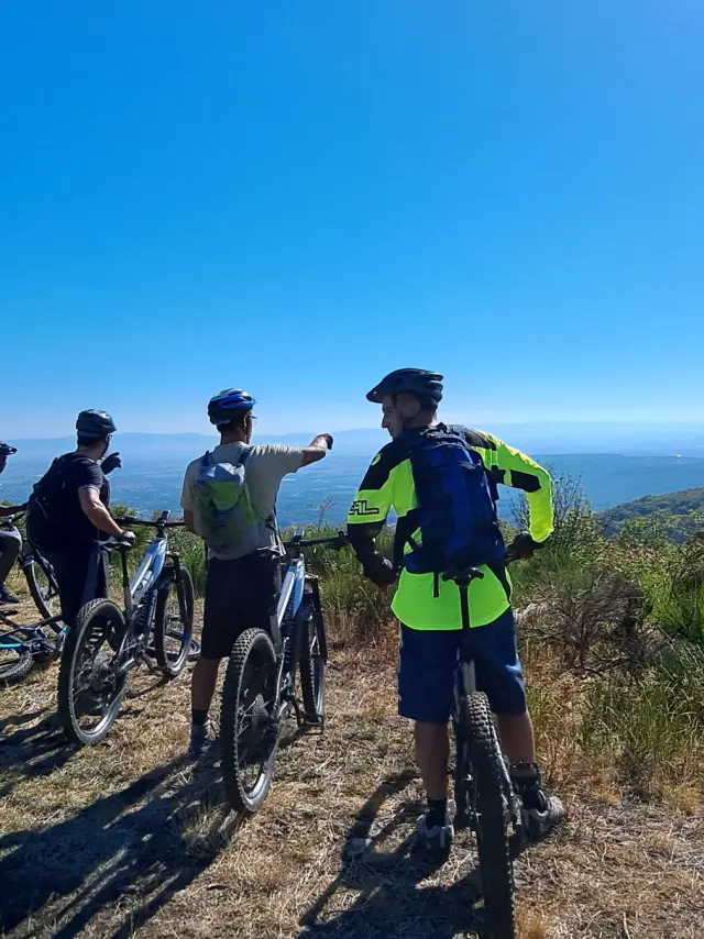 VTT accompagné avec Le Vélodrome Châtel-Guyon