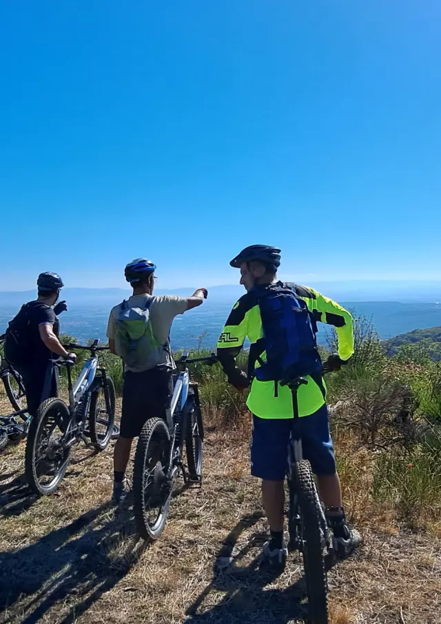 VTT accompagné avec Le Vélodrome Châtel-Guyon