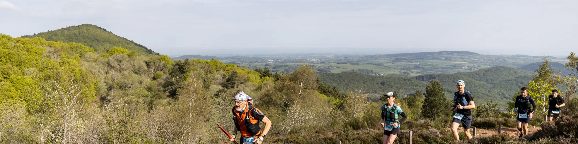 Trail de la VVX - Volvic Volcanic Experience - à Volvic avec vue sur les volcans de la Chaîne des puys