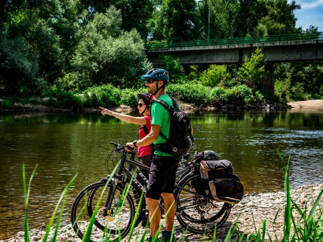 VTT sur la Via Allier à Limons