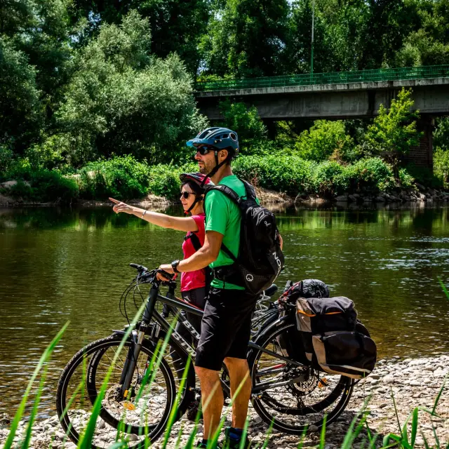 VTT sur la Via Allier à Limons