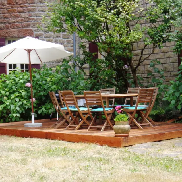 Carbonel Sournia Taule Terrasse Jardin