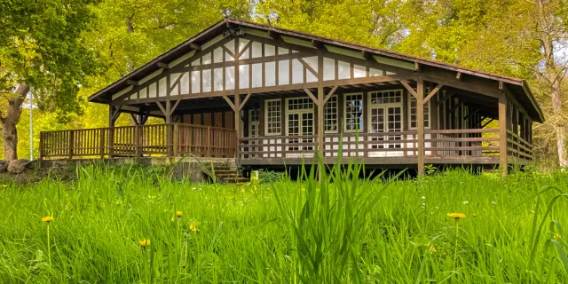 Sentier de l'Adour Chalet Laurede