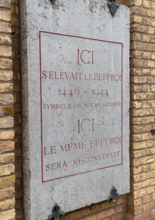 Plaque histoire beffroi de Bergues