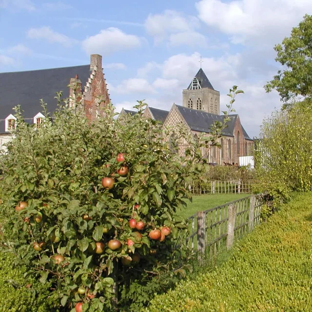 Eglise Esquelbecq