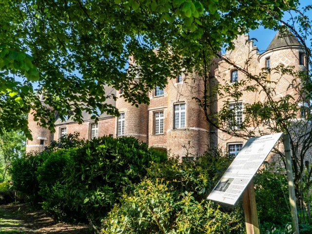 Chateau d'Esquelbecq Cchf
