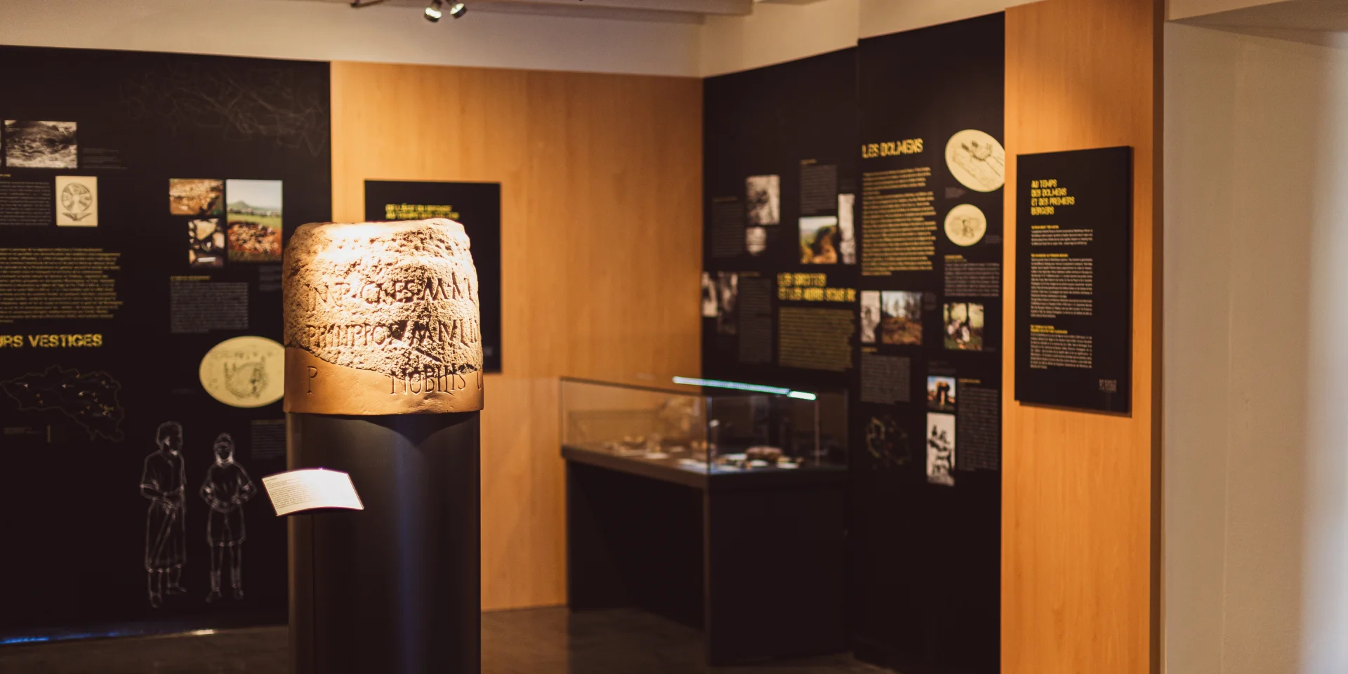 Exposition Aux sources de l’Aveyron et de la Serre. 5 000 ans de peuplement à l'Espace Archéologique Départemental
