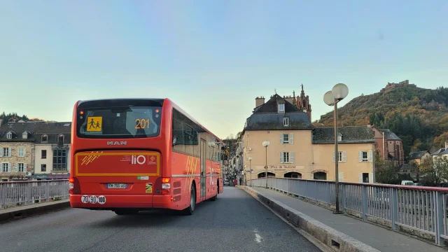 Ligne de bus LiO à Espalion