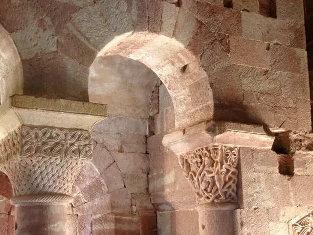 Eglise Saint Pierre De Bessuejoulsj.martin 5