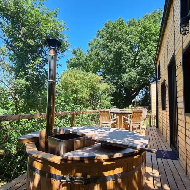 les-2-ailes-jaccuzi.jpg