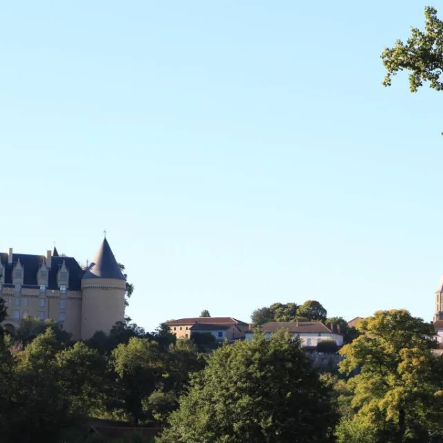 Rochechouart @Haute Vienne Tourisme