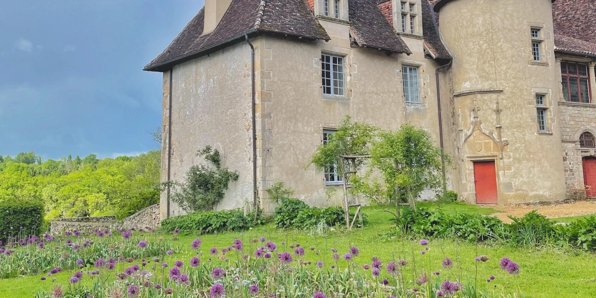 Jardin De Losmonerie Aixe Sur Vienne