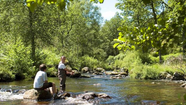 Pêcheur et enfant