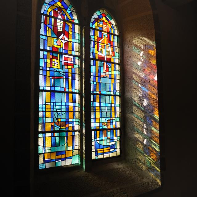 Eglise de Saint Priest Taurion : le vitrail, un savoir-faire du Limousin