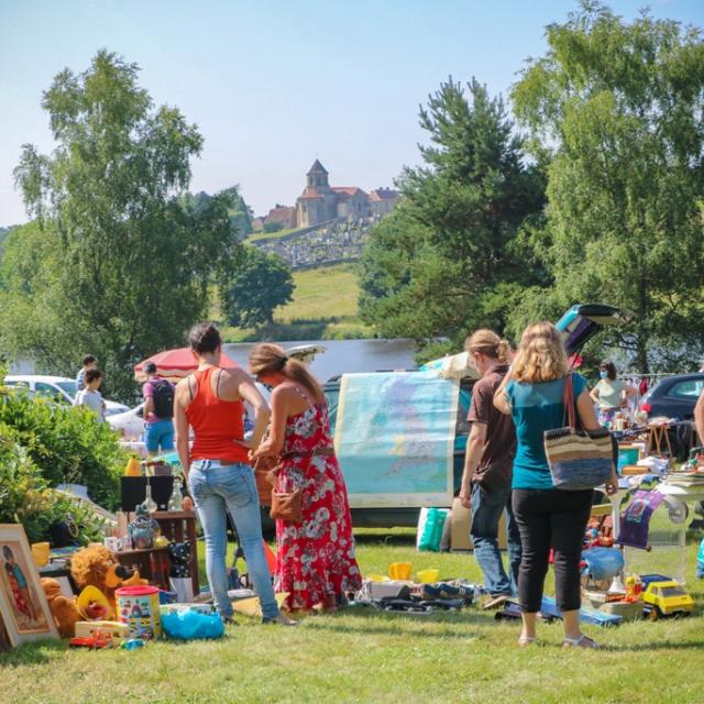 Brocante vide-grenier Pays de Saint-Yrieix
