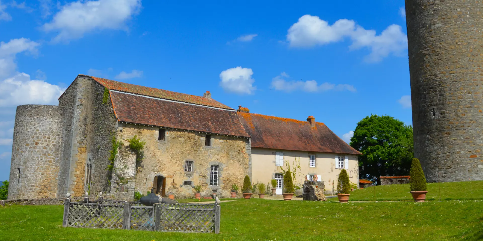 Château De Chalus-Chabrol