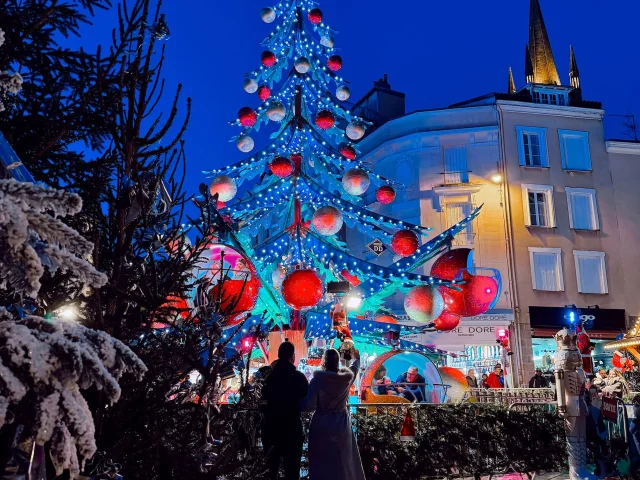Sapin De Noel Limoges Marche De Noel