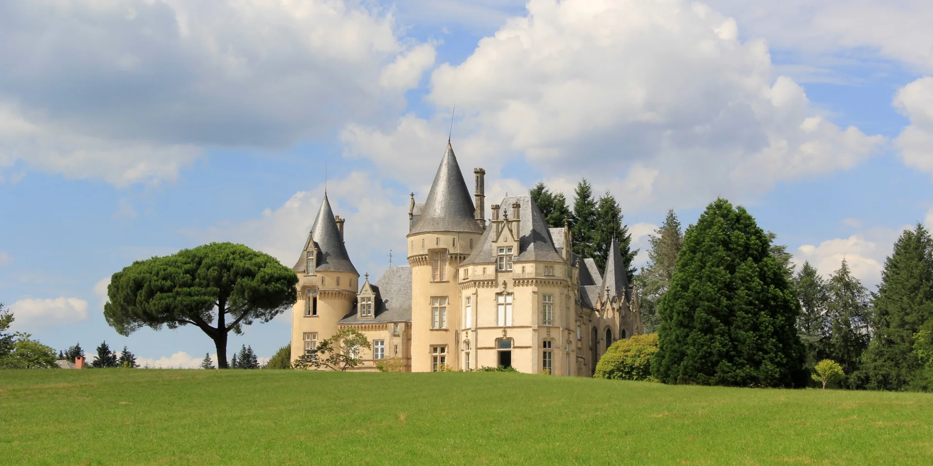 chateau-de-bort-haute-vienne-monts-du-limousin