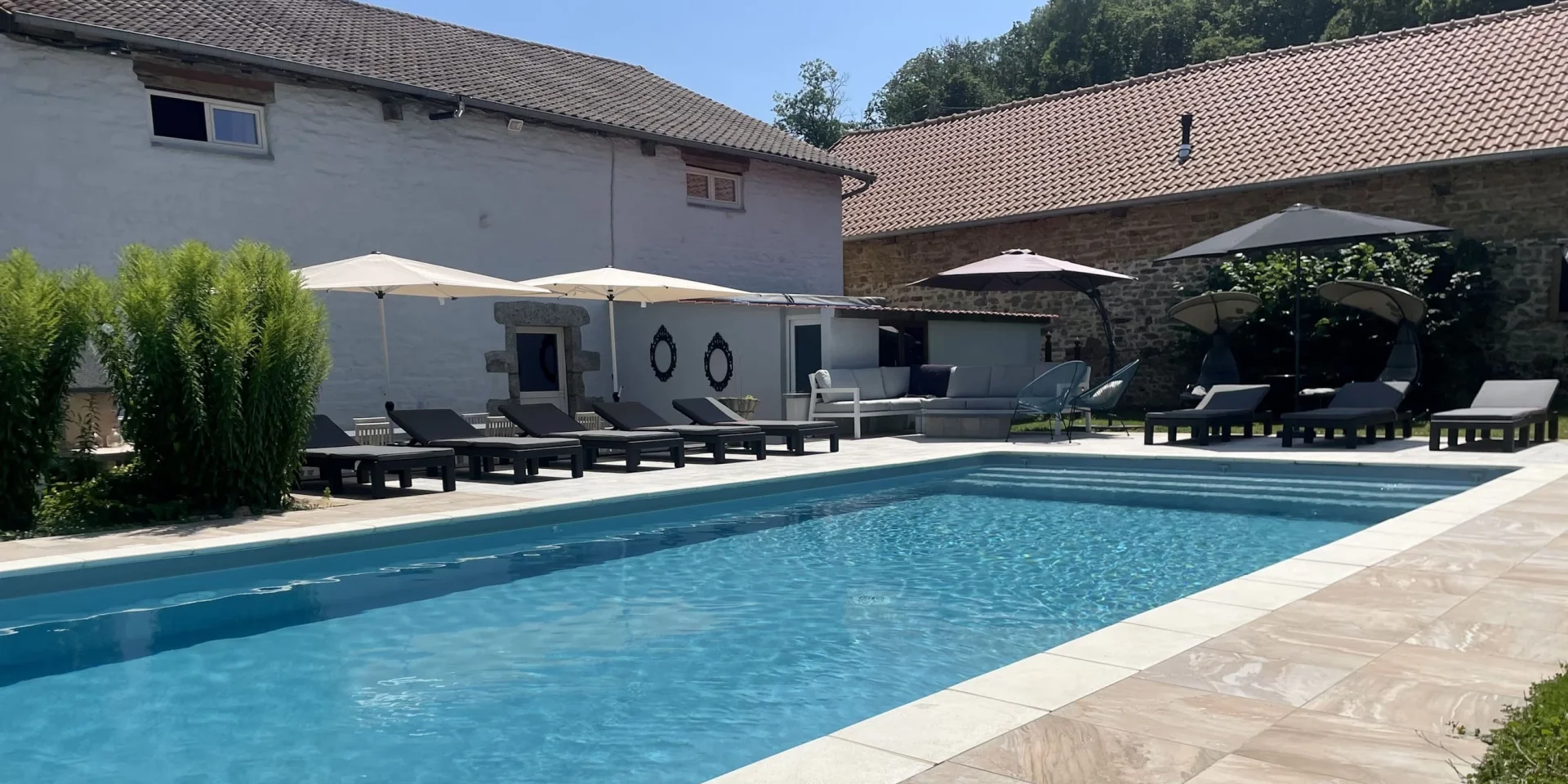Villa Magnolia Gite De Luxe 4 Etoiles Avec Piscine Pour Des Vacances De Prestige En Limousin C M Wouters