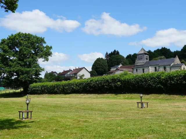 Aire Naturelle De Saint Julien Le Petit Emplacement