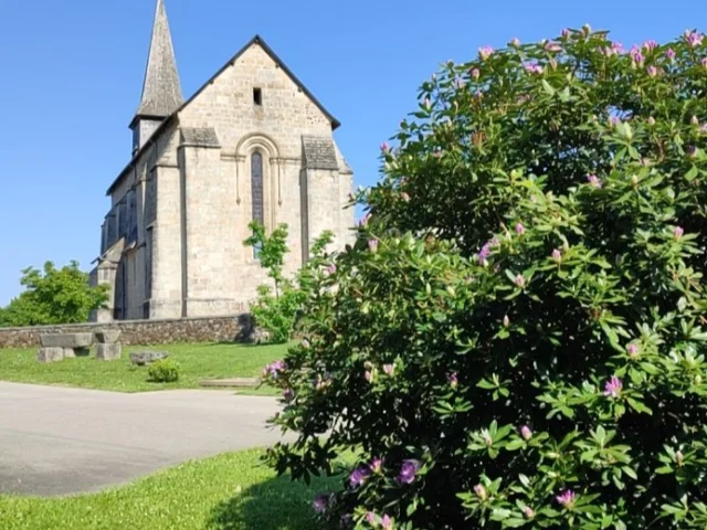 Eglise De Bujaleuf A. Clavreul Petr Du Pays Monts Et Barrages