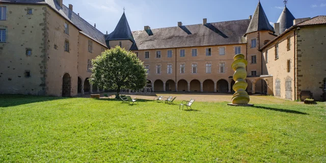 Musée d'art contemporain de la haute-vienne - château de rochechouart