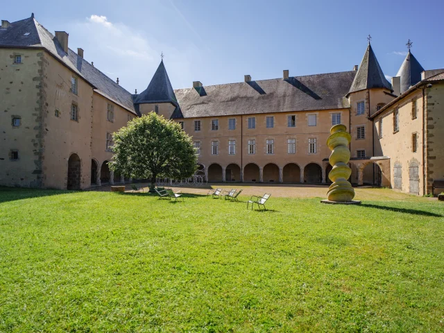 Musée d'art contemporain de la haute-vienne - château de rochechouart