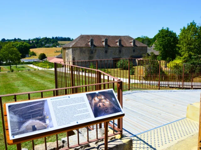 Ecuries Chateau Les Cars 2benoit Mauger