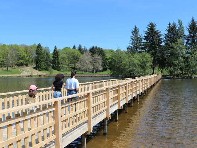 Walks and hikes in Saint Yrieix La Perche One of France's Most Beautiful Detours Passerelle Du Lac Darfeuille
