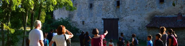 Visite Guidee Chateau Les Cars Helene Badoinot