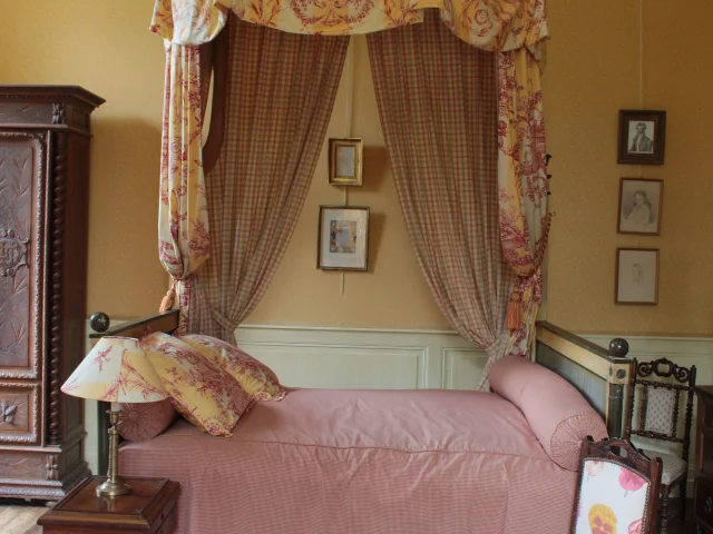 Chateau De Rochebrune Chambre