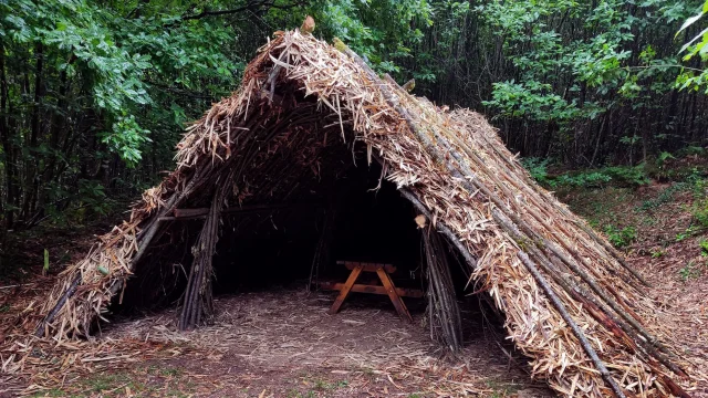 Walking Tour in Haute Vienne Cabane Des Feuillardiers Dans La Foret De Boubon A Cussac