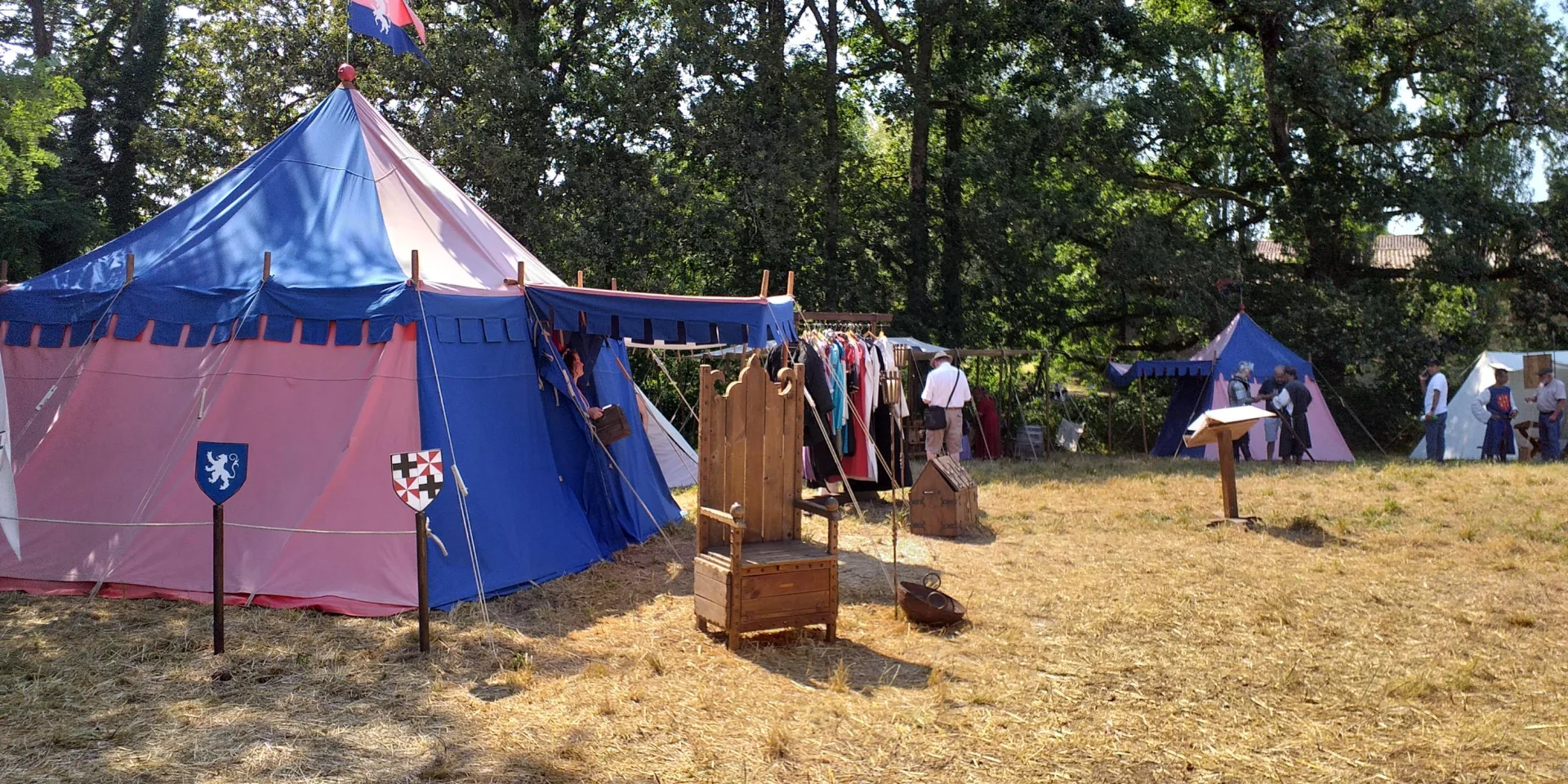 Camp Medieval Mortemart